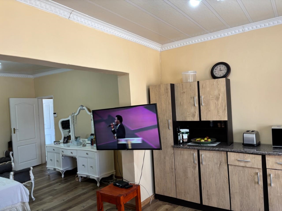 3 Bedroom Property for Sale in Setumo Park North West